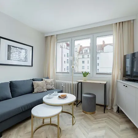 Διαμέρισμα Cozy With Workspace In The Center By Renters